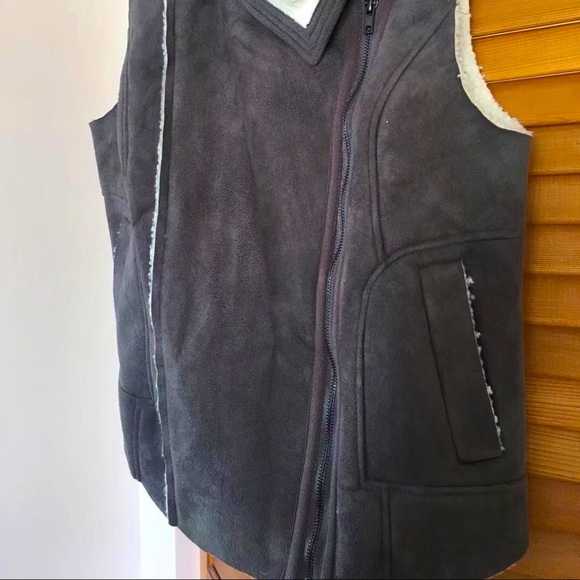 Suede & fur trim Moto Vest NWT - Picture 4 of 5